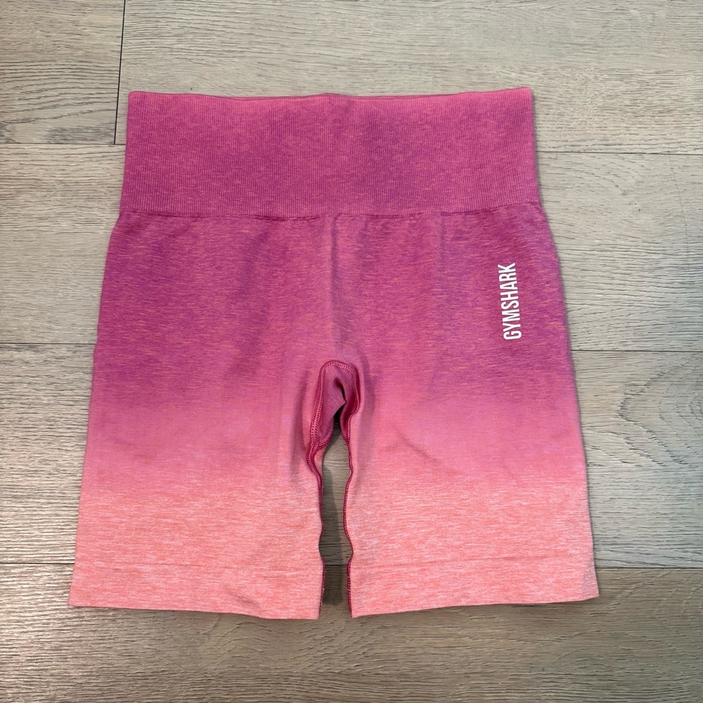 Gymshark Women’s Pink Ombre Shorts - S